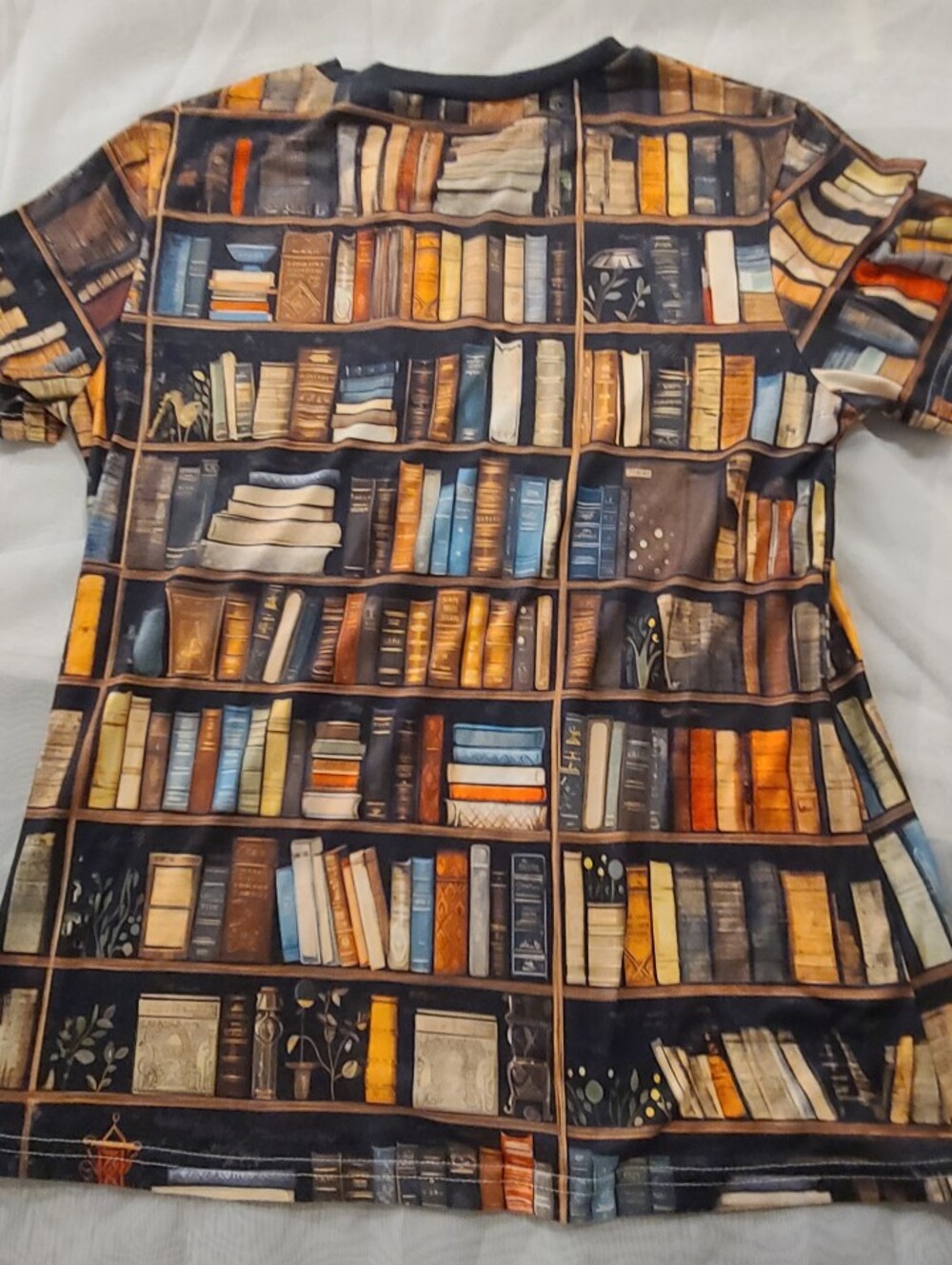 Bookprint Tee Shirt Size Small - Picture 4 of 8